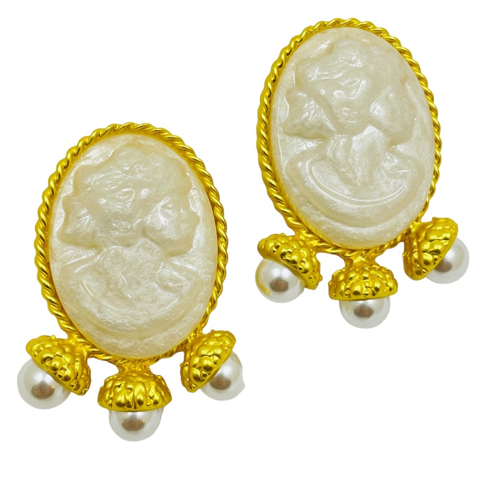 NEW vintage runway style glass gold plated earrings